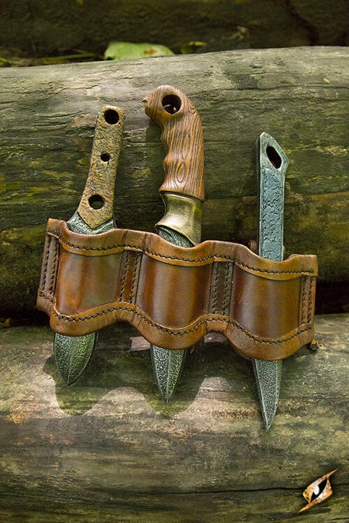 Rogue Knife Set & Holder - Brown LARP Iron Fortress | Red Claw Gaming