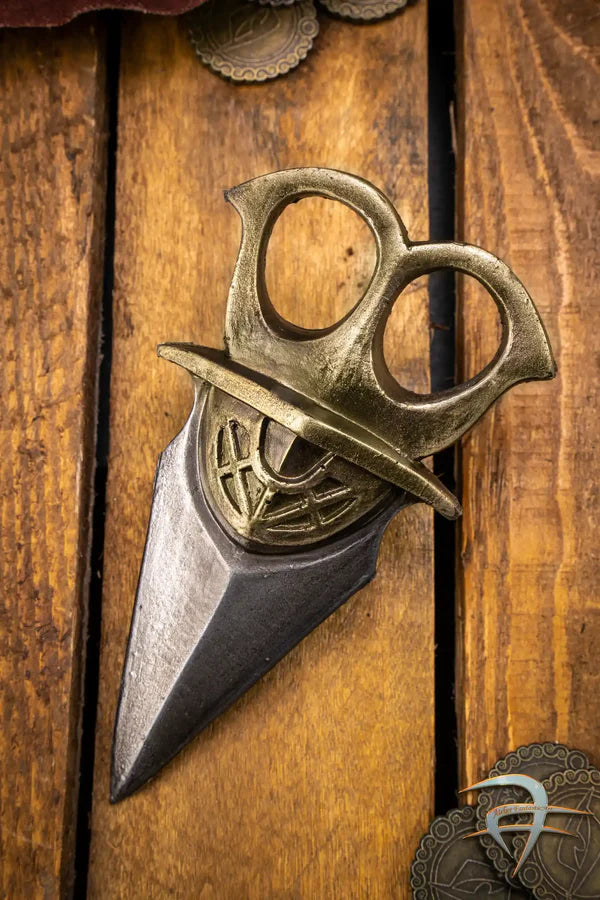 Fiskars Dagger - Gold - 13 cm LARP Iron Fortress | Red Claw Gaming