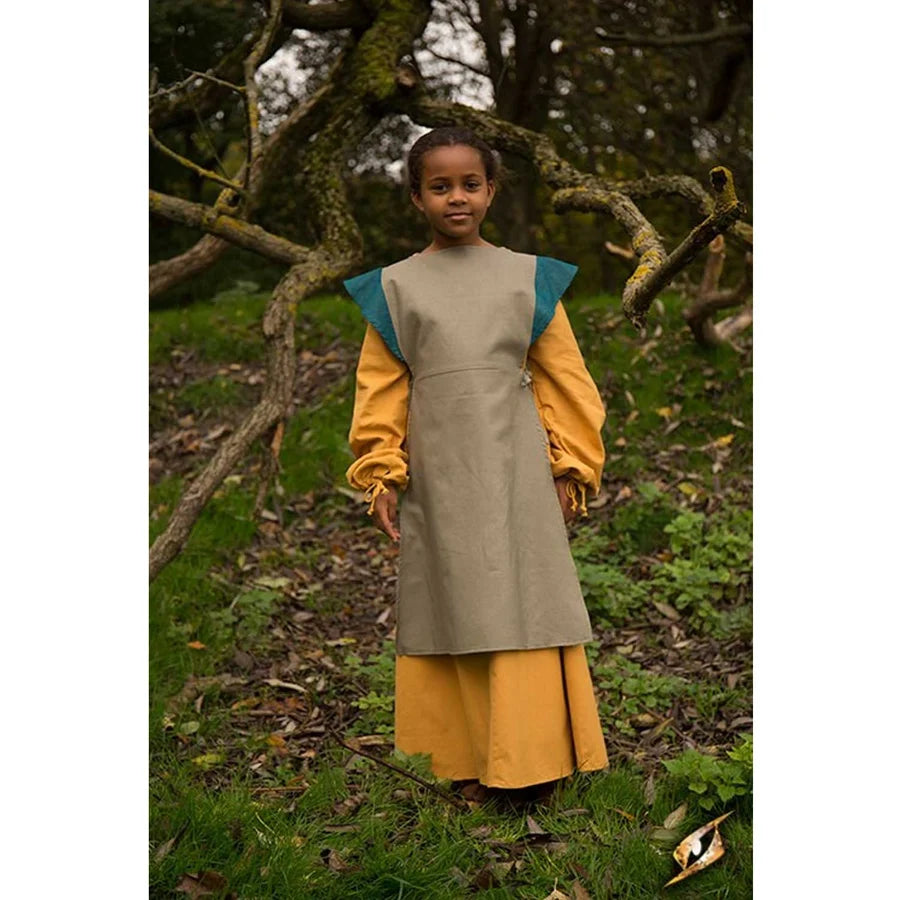 Dress Asta | Red Claw Gaming