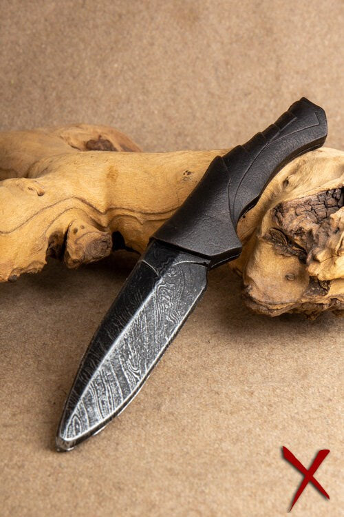 Draknir The Scale Throwing Knife LARP Iron Fortress | Red Claw Gaming