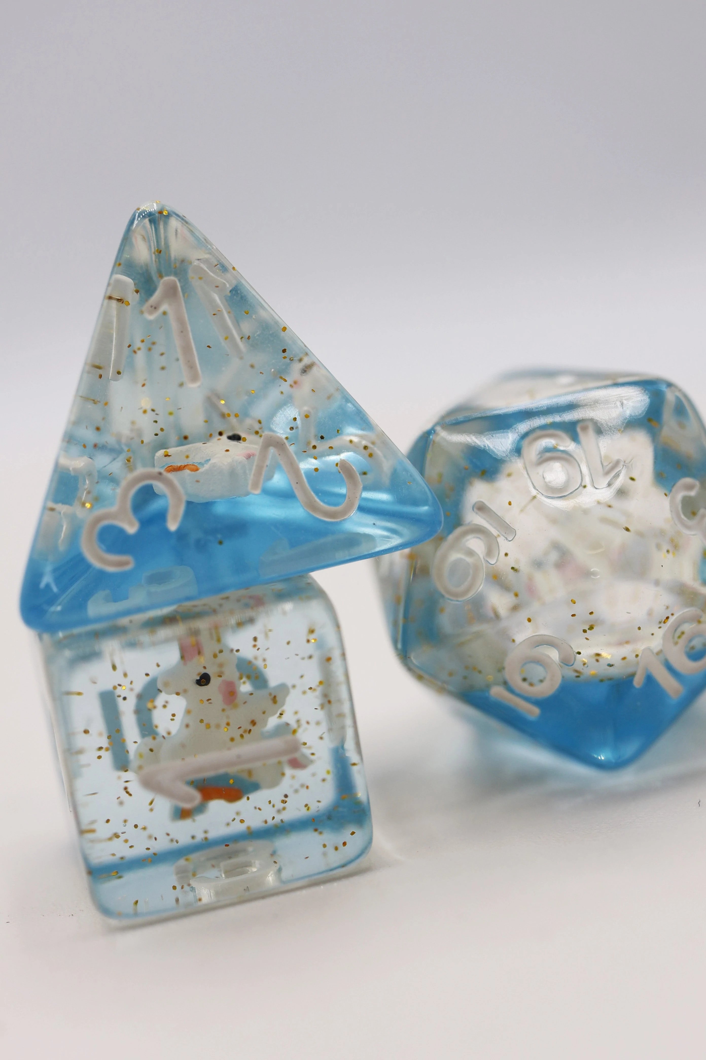 Blue Unicorn 7 Dice Set Dice & Counters Foam Brain Games    | Red Claw Gaming