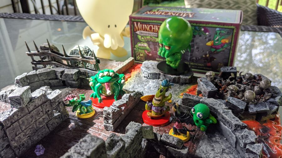 Munchkin Dungeon Cthulhu Board Games Steve Jackson    | Red Claw Gaming